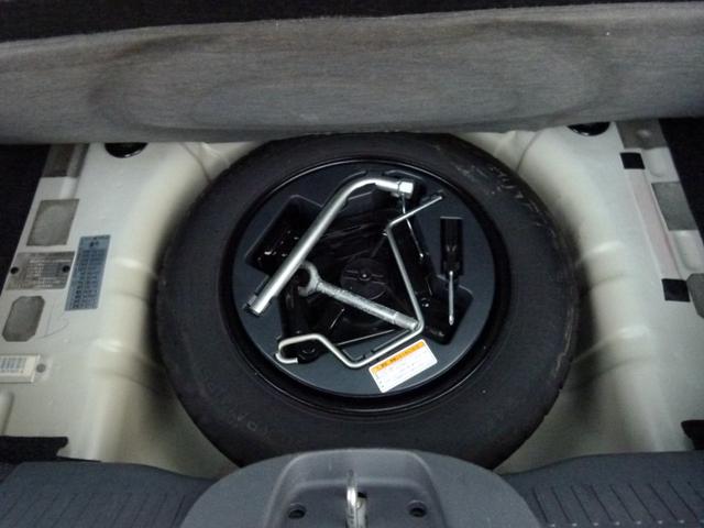 ５００ ツインエア　スポーツ　電動ガラスルーフ　ダッシュボード割れなし　障害物センサー　パワーステアリング　パワーウィンドウ　ＥＴＣ　運転席エアバッグ　キーレスエントリー　エアコン　盗難防止システム　禁煙車　ＡＢＳ（42枚目）