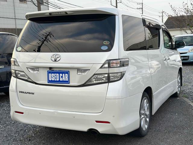 ヴェルファイア ２．４Ｚ　ＥＴＣ　バックカメラ　ナビ　クリアランスソナー　両側スライド・片側電動　ＨＩＤ　スマートキー　電動格納ミラー　３列シート　ＣＶＴ　アルミホイール　ＣＤ　盗難防止システム　衝突安全ボディ　ＡＢＳ　ＥＳＣ（16枚目）