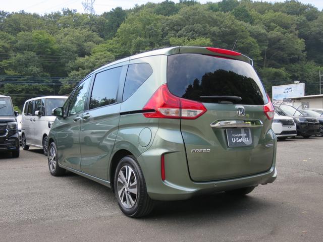 フリードハイブリッド ハイブリッド・Ｇホンダセンシング　ナビ装着用スペシャルパッケージ＋ＥＴＣ車載器（ナビ連動）ｉ－サイドエアバッグ＋サイドカーテンエアバッグリア両側パワースライドドアＬＥＤヘッドライト＋アクティブコーナリングライト　軽減ブレーキ　記録簿（10枚目）