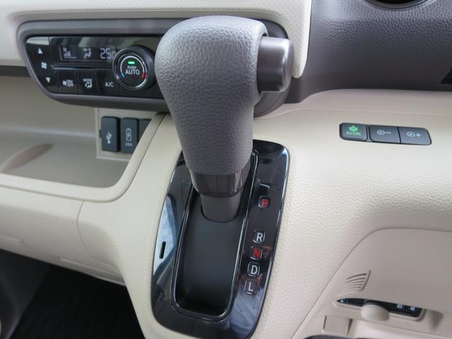 Ｎ－ＢＯＸ Ｇ・Ｌホンダセンシング　ナビ装着用スペシャルパッケージ＋ＥＴＣ車載器リア左側パワースライドドア運転席＆助手席シートヒーター　レーダブレーキ　Ａストップ　カーテンエアバック　ＥＳＣ　キーフリーシステム　ＬＥＤライト　ワンセグ（25枚目）