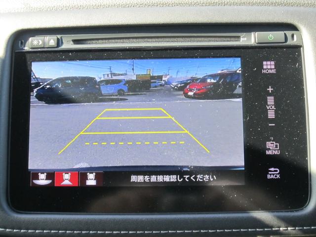 ヴェゼル ツーリング・ホンダセンシング　ＬＥＤフォグライトキルティングレザーシートルーフレール　衝突軽減ブレーキ　電動シート　ＶＳＡ　シートヒーター　オートエアコン　ＵＳＢ　ＥＴＣ　ＰＳ　スマートキーシステム　ＤＶＤ再生　ナビＴＶ　ＡＢＳ（14枚目）