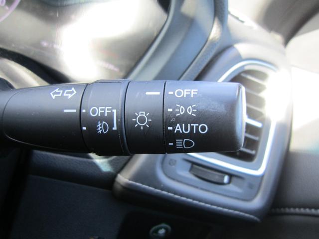 ヴェゼル ツーリング・ホンダセンシング　ＬＥＤフォグライトキルティングレザーシートルーフレール　衝突軽減ブレーキ　電動シート　ＶＳＡ　シートヒーター　オートエアコン　ＵＳＢ　ＥＴＣ　ＰＳ　スマートキーシステム　ＤＶＤ再生　ナビＴＶ　ＡＢＳ（49枚目）