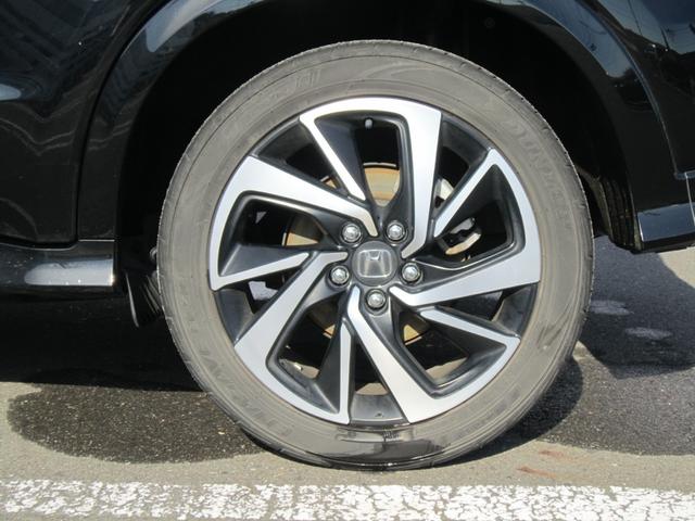 ヴェゼル ハイブリッドＲＳ・ホンダセンシング　ＬＥＤフォグライト運転席・助手席シートヒーター　ワンセグ　ＥＴＣ付　定期点検記録簿　サイドＳＲＳ　Ｒカメ　フルオートエアコン　ＵＳＢ接続　両席エアバック　スマキー　オートクルーズコントロール　ＴＶナビ（64枚目）