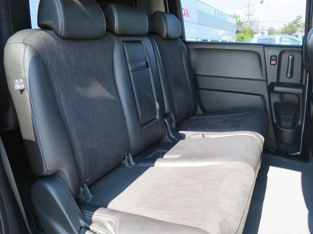 フリード Gエアロ ナビ装着用スペシャルパッケージ2列目ベンチシートジャストセレクション装備ディスチャージヘッドライト(オートライトコントロール付) 両自動ドア Rカメ 助手席エアバッグ 地デジテレビ 盗難防止 エアコン(27枚目)