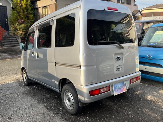 サンバーバン トランスポーター ワンオーナー 禁煙車 新品タイヤ 4AT タイミングチェーン 両側スライドドア 純正ラジオ キーレス パワステ パワーウィンドウ プライバシーガラス オーバーヘッドコンソール 運転席&助手席エアバック(7枚目)