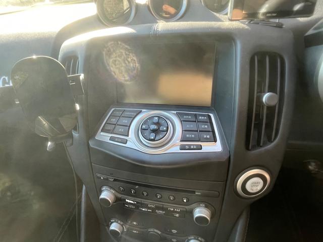 フェアレディＺ バージョンＳＴ　６速マニュアル　Ｖｅｉｌｓｉｄｅフルエアロ　ＮＩＳＭＯインナーブラックヘッドライト　Ｗｏｒｋ２１インチ　ＢＬＩＴＺ車高調　４本出しマフラー　ダックテール　ＬＥＤデイライト　スマートキー　ヴェイルサイド（30枚目）