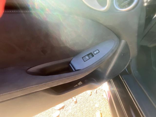 フェアレディＺ バージョンＳＴ　６速マニュアル　Ｖｅｉｌｓｉｄｅフルエアロ　ＮＩＳＭＯインナーブラックヘッドライト　Ｗｏｒｋ２１インチ　ＢＬＩＴＺ車高調　４本出しマフラー　ダックテール　ＬＥＤデイライト　スマートキー　ヴェイルサイド（37枚目）