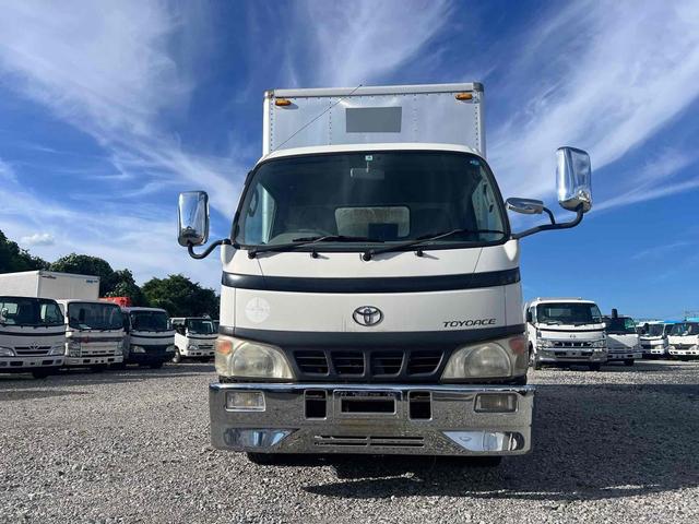 トヨエース 　標準ロングアルミバン　ラッシング１段　ＡＴ　積載量２０００　総重量５２１５　全長６２９幅１８８高３０１　箱内寸長４５０幅１７８高２０４　３人乗り　ディーゼル　ＥＴＣ　バックカメラ（2枚目）