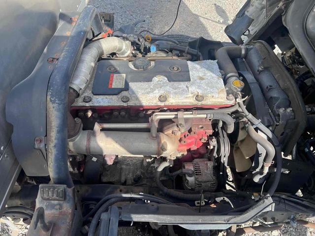 トヨエース 　標準ロングアルミバン　ラッシング１段　ＡＴ　積載量２０００　総重量５２１５　全長６２９幅１８８高３０１　箱内寸長４５０幅１７８高２０４　３人乗り　ディーゼル　ＥＴＣ　バックカメラ（31枚目）