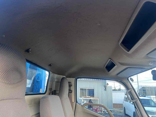 デュトロ パッカー車 プレス式 7.2M3 新明和 MT 後輪ダブル バックカメラ パワーウィンドウ ディーゼル 積載量3050 総重量7955 全長637幅209高234 3人乗り 4000cc(23枚目)