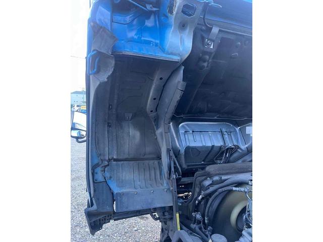 デュトロ パッカー車 プレス式 7.2M3 新明和 MT 後輪ダブル バックカメラ パワーウィンドウ ディーゼル 積載量3050 総重量7955 全長637幅209高234 3人乗り 4000cc(31枚目)