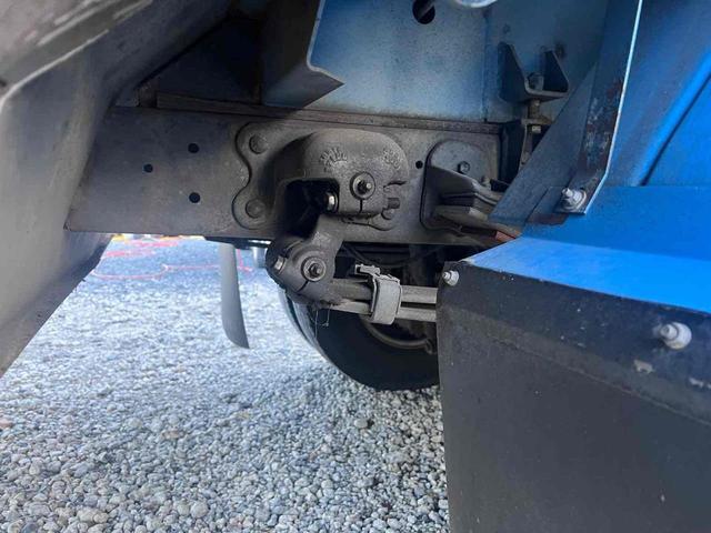 デュトロ パッカー車 プレス式 7.2M3 新明和 MT 後輪ダブル バックカメラ パワーウィンドウ ディーゼル 積載量3050 総重量7955 全長637幅209高234 3人乗り 4000cc(39枚目)