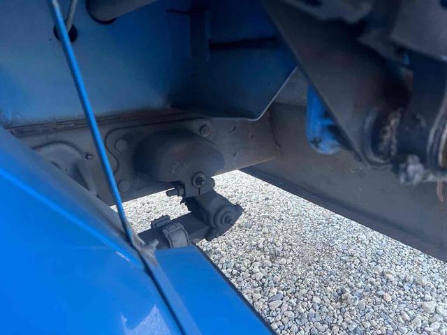 デュトロ パッカー車 プレス式 7.2M3 新明和 MT 後輪ダブル バックカメラ パワーウィンドウ ディーゼル 積載量3050 総重量7955 全長637幅209高234 3人乗り 4000cc(40枚目)