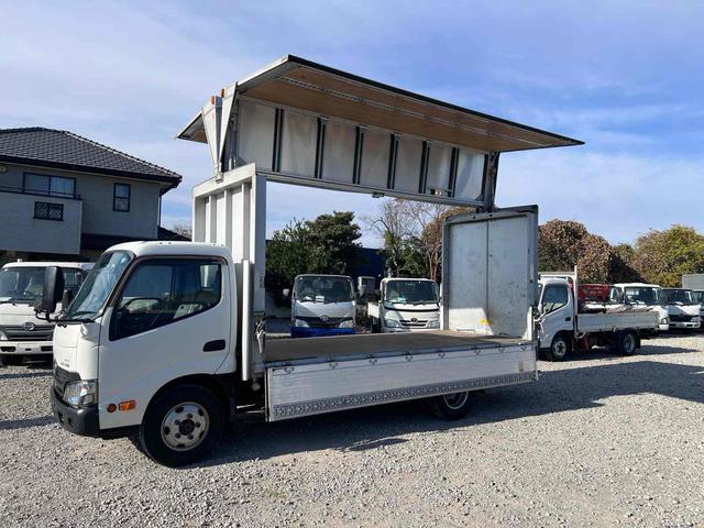 デュトロ 標準ロングアルミウィング 4WD MT AC ETC 3人乗り 総重量6565kg 積載量3000kg 全長630幅190高296 内寸長430幅182高195 Bカメラ ラッシング2段(3枚目)