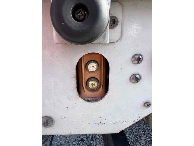 デュトロ 標準ロングアルミウィング 4WD MT AC ETC 3人乗り 総重量6565kg 積載量3000kg 全長630幅190高296 内寸長430幅182高195 Bカメラ ラッシング2段(14枚目)