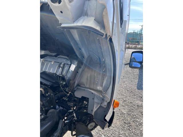 デュトロ 標準ロングアルミウィング 4WD MT AC ETC 3人乗り 総重量6565kg 積載量3000kg 全長630幅190高296 内寸長430幅182高195 Bカメラ ラッシング2段(29枚目)