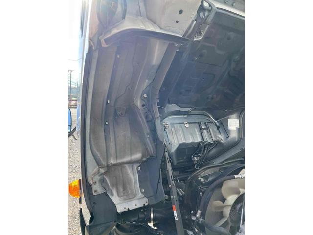 デュトロ 標準ロングアルミウィング 4WD MT AC ETC 3人乗り 総重量6565kg 積載量3000kg 全長630幅190高296 内寸長430幅182高195 Bカメラ ラッシング2段(31枚目)