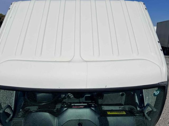 デュトロ 標準ロングアルミウィング 4WD MT AC ETC 3人乗り 総重量6565kg 積載量3000kg 全長630幅190高296 内寸長430幅182高195 Bカメラ ラッシング2段(32枚目)