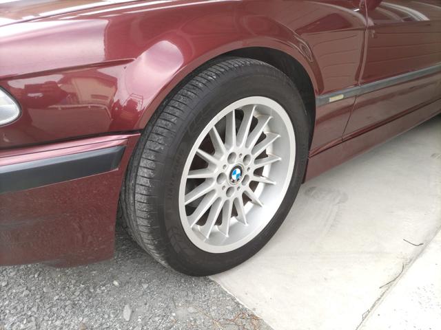 ７シリーズ ７４０ｉ　Ｍスポーツ　クラブセレクション　ＥＴＣ　オートクルーズコントロール　ナビ　アルミホイール　ＨＩＤ　サンルーフ　ＡＴ　シートヒーター　キーレスエントリー　パワーシート　革シート　ＡＢＳ　エアコン　パワーステアリング　パワーウィンドウ（28枚目）