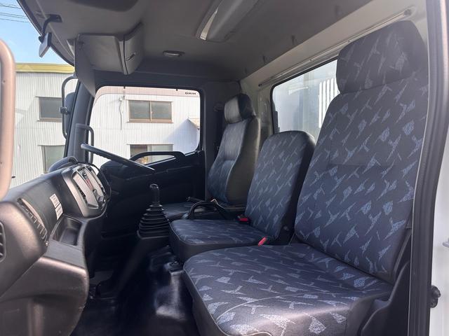 ヒノレンジャー 日野 平成23年式 4tダンプ 車検令和8年10月30日 MT6速 パワステ パワーウィンドウ ABS エアコン(23枚目)