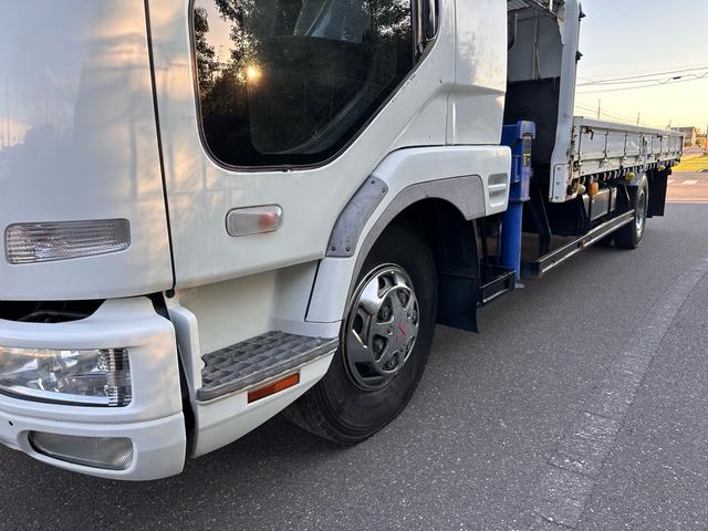 ファイター 三菱ふそう 平成20年式 ベッド付き 4段クレーンフックイン MT6速 パワステ パワーウィンドウ ABS(9枚目)