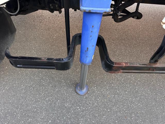 ファイター 三菱ふそう 平成20年式 ベッド付き 4段クレーンフックイン MT6速 パワステ パワーウィンドウ ABS(47枚目)