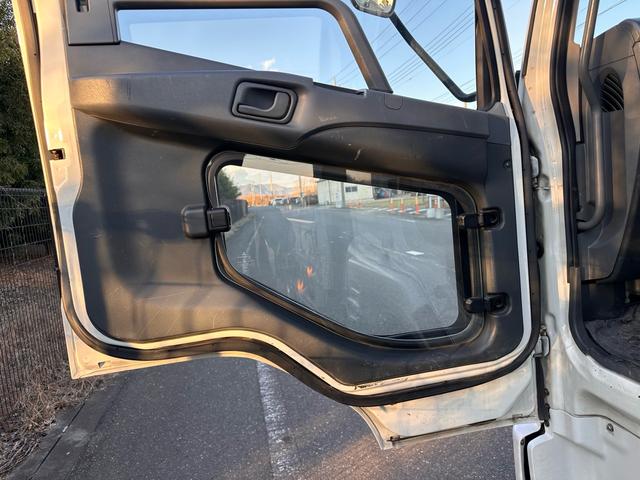 ファイター 三菱ふそう 平成20年式 ベッド付き 4段クレーンフックイン MT6速 パワステ パワーウィンドウ ABS(56枚目)