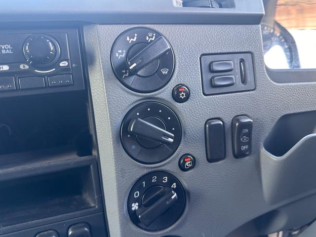 ファイター 三菱ふそう 平成20年式 ベッド付き 4段クレーンフックイン MT6速 パワステ パワーウィンドウ ABS(67枚目)