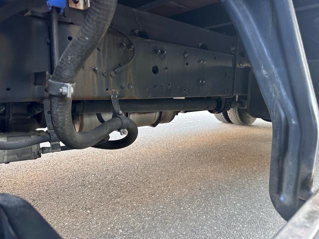 ファイター 三菱ふそう 平成20年式 ベッド付き 4段クレーンフックイン MT6速 パワステ パワーウィンドウ ABS(77枚目)