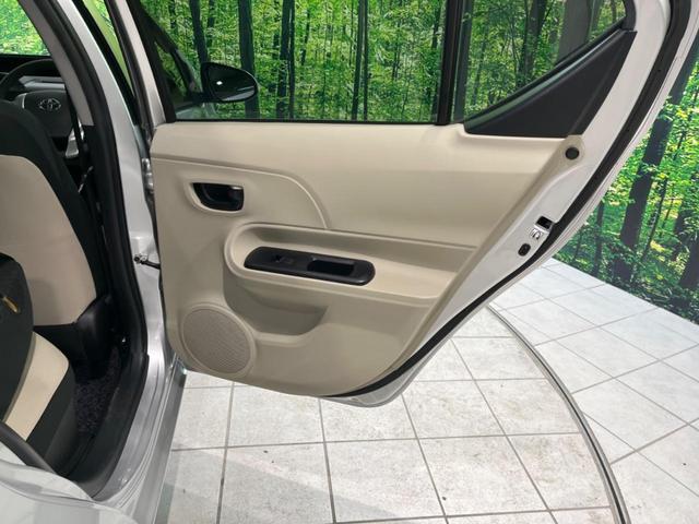 S 禁煙車 SDナビ バックカメラ Bluetooth再生 フルセグTV ETC シートヒーター スマートキー オートライト オートエアコン DVD再生 盗難防止装置 プライバシーガラス 横滑防止装置(30枚目)