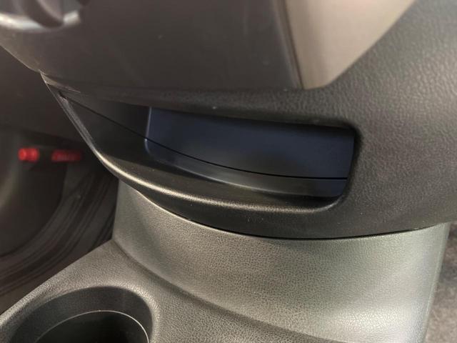 X エマージェンシーブレーキ 禁煙車 純正ナビ バックカメラ Bluetooth接続 ETC 車線逸脱警報 スマートキー オートライト 地デジ CD再生 盗難防止装置 プライバシーガラス(34枚目)