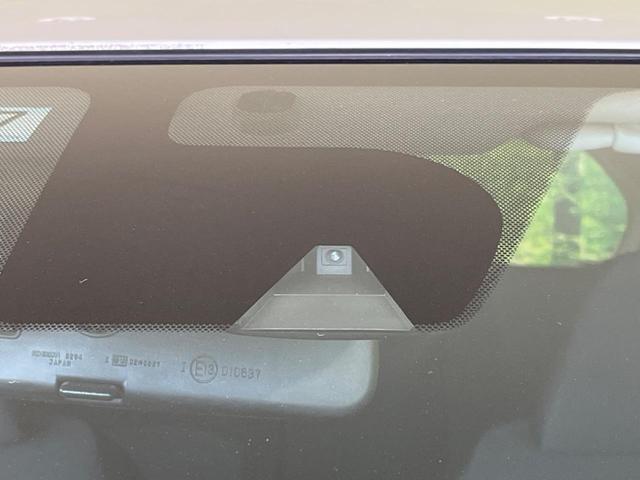 X エマージェンシーブレーキ 禁煙車 純正ナビ バックカメラ Bluetooth接続 ETC 車線逸脱警報 スマートキー オートライト 地デジ CD再生 盗難防止装置 プライバシーガラス(54枚目)