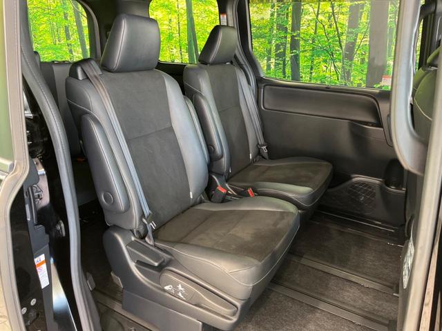 Si ダブルバイビー 禁煙車 後期型 TRDエアロ 純正10型ナビ セーフティセンス 両側電動スライドドア フルセグTV バックカメラ Bluetooth接続 7人乗り ハーフレザーシート LEDヘッド リアオートエアコン(10枚目)