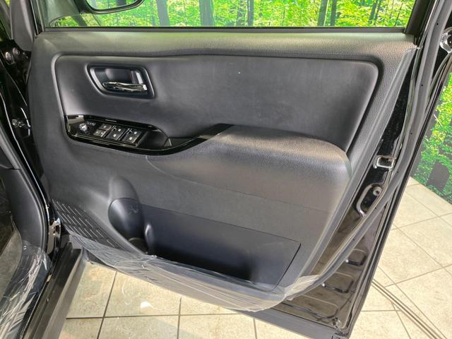 Si ダブルバイビー 禁煙車 後期型 TRDエアロ 純正10型ナビ セーフティセンス 両側電動スライドドア フルセグTV バックカメラ Bluetooth接続 7人乗り ハーフレザーシート LEDヘッド リアオートエアコン(31枚目)