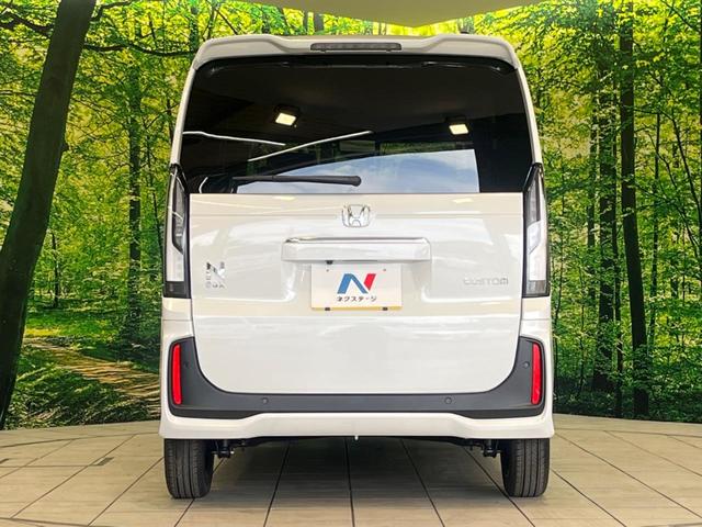 Ｎ－ＢＯＸカスタム ベースグレード　届出済未使用車　禁煙車　電動スライドドア　ホンダセンシング　純正１４インチＡＷ　スマートキー　ＬＥＤヘッド　クリアランスソナー　オートブレーキホールド　オートライト　オートエアコン　黒色内装（15枚目）