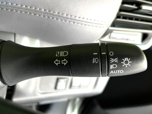 セレナ ハイウェイスターＶ　両側電動スライドドア　プロパイロット　衝突軽減装置　純正１０型ナビ　全周囲カメラ　ＥＴＣ　Ｂｌｕｅｔｏｏｔｈ接続　フルセグＴＶ　ＬＥＤヘッド　ＬＥＤフォグ　スマートキー　革巻きステアリング（47枚目）