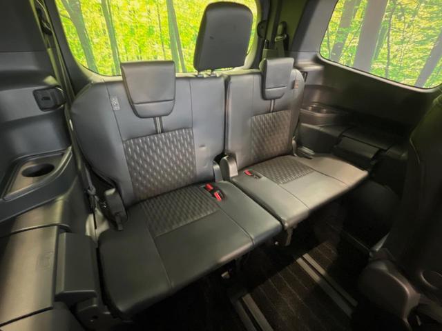 ノア Ｓ－Ｚ　モデリスタエアロ　禁煙車　両側電動スライドドア　セーフティセンス　ナビ付純正１０．５インチディスプレイオーディオ　バックカメラ　ＥＴＣ　Ｂｌｕｅｔｏｏｔｈ　ＬＥＤヘッド　ＬＥＤフォグ　シートヒーター（11枚目）