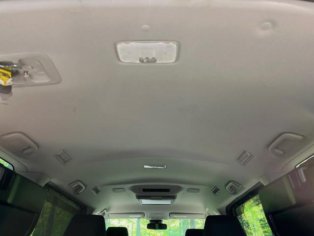 ヴォクシー ＺＳ　煌ＩＩ　フリップダウンモニター　禁煙車　セーフティセンス　純正ナビ　バックカメラ　ＥＴＣ　Ｂｌｕｅｔｏｏｔｈ　ＬＥＤヘッド　ＬＥＤフォグ　リアオートエアコン　革巻きステアリング　純正１６インチＡＷ（44枚目）
