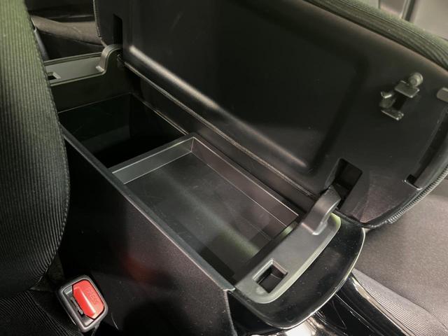 プリウスＰＨＶ Ａユーティリティプラス　メーカーナビ　禁煙車　ＪＢＬプレミアムサウンド　レーダークルーズ　オートエアコン　オートライト　ＬＥＤヘッドライト　クリアランスソナー　フルセグＴＶ　ｂｌｕｅｔｏｏｔｈ　ＥＴＣ　スマートキー（35枚目）