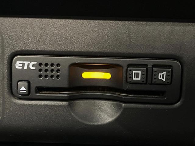Ｎ－ＷＧＮカスタム Ｇ・ターボパッケージ　純正ＳＤナビ　バックカメラ　禁煙車　ハーフレザーシート　スマートキー　ＨＩＤヘッド　ビルトインＥＴＣ　クルコン　オートエアコン　純正１４インチアルミ　Ｂｌｕｅｔｏｏｔｈ　ＣＤ　ＤＶＤ再生　フルセグ（5枚目）