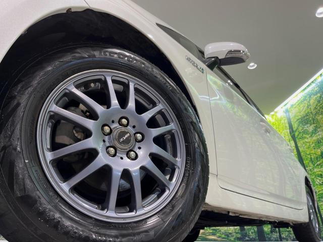 プリウス Ｓ　純正ＳＤナビ　バックカメラ　禁煙車　スマートキー　ＨＩＤヘッド　ビルトインＥＴＣ　オートライト　オートエアコン　純正１５インチアルミ　ＣＤ　ＤＶＤ再生　地デジ（13枚目）