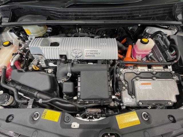 プリウス Ｓ　純正ＳＤナビ　バックカメラ　禁煙車　スマートキー　ＨＩＤヘッド　ビルトインＥＴＣ　オートライト　オートエアコン　純正１５インチアルミ　ＣＤ　ＤＶＤ再生　地デジ（18枚目）