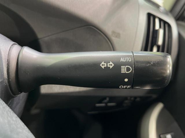 プリウス Ｓ　純正ＳＤナビ　バックカメラ　禁煙車　スマートキー　ＨＩＤヘッド　ビルトインＥＴＣ　オートライト　オートエアコン　純正１５インチアルミ　ＣＤ　ＤＶＤ再生　地デジ（38枚目）