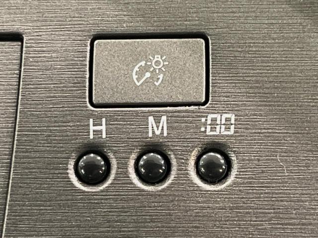 プリウス Ｓ　純正ＳＤナビ　バックカメラ　禁煙車　スマートキー　ＨＩＤヘッド　ビルトインＥＴＣ　オートライト　オートエアコン　純正１５インチアルミ　ＣＤ　ＤＶＤ再生　地デジ（45枚目）