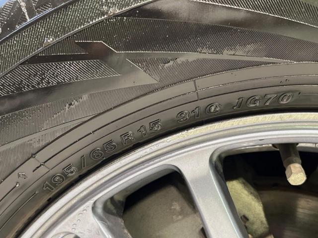 プリウス Ｓ　純正ＳＤナビ　バックカメラ　禁煙車　スマートキー　ＨＩＤヘッド　ビルトインＥＴＣ　オートライト　オートエアコン　純正１５インチアルミ　ＣＤ　ＤＶＤ再生　地デジ（55枚目）