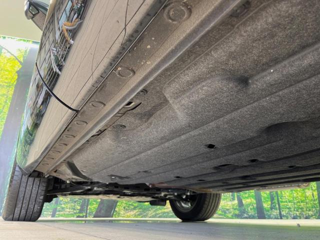ヴェゼル ｅ：ＨＥＶ　Ｚ　メーカー９型ナビ　全周囲カメラ　衝突軽減装置　レーダークルーズ　禁煙車　電動リアゲート　ハーフレザーシート　コーナーセンサー　スマートキー　ＬＥＤヘッド　ＥＴＣ２．０　オートハイビーム　オートライト（59枚目）