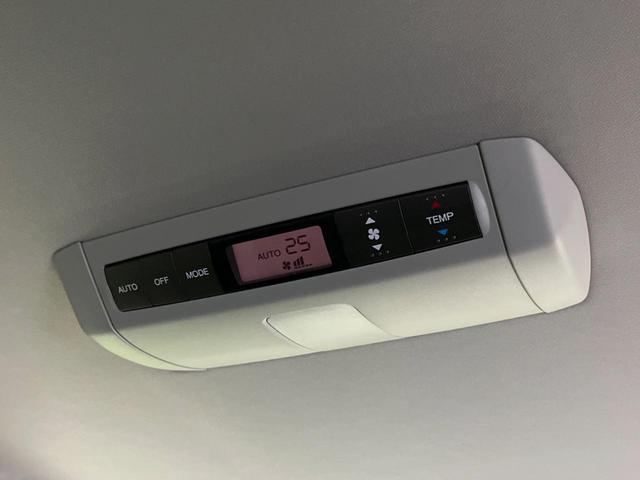 エリシオン ＧエアロＨＤＤナビスペシャルパッケージ　両側電動ドア　純正ＨＤＤナビ　バックカメラ　禁煙車　ハーフレザーシート　スマートキー　ＨＩＤヘッド　ビルトインＥＴＣ　オートライト　デュアルエアコン　純正１７インチアルミ　リアエアコン　ＣＤ　地デジ（26枚目）