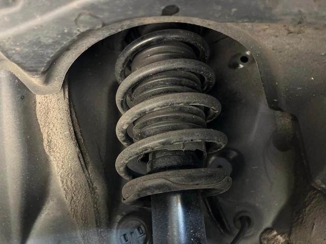 ルーミー カスタムＧ　両側電動ドア　純正ＳＤナビ　バックカメラ　衝突被害軽減システム　禁煙車　ドラレコ　コーナーセンサー　スマートキー　ＬＥＤヘッド　ビルトインＥＴＣ　クルコン　オートハイビーム　オートライト（20枚目）