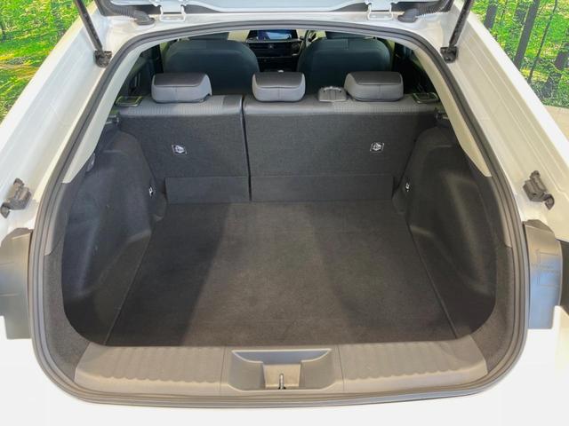 プリウス X 8型ディスプレイオーディオ バックカメラ 衝突被害軽減装置 レーダークルーズ 禁煙車 ドラレコ コーナーセンサー スマートキー LEDヘッド ETC2.0 車線逸脱警報 オートライト オートエアコン(10枚目)