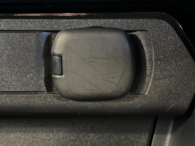 プリウス X 8型ディスプレイオーディオ バックカメラ 衝突被害軽減装置 レーダークルーズ 禁煙車 ドラレコ コーナーセンサー スマートキー LEDヘッド ETC2.0 車線逸脱警報 オートライト オートエアコン(56枚目)